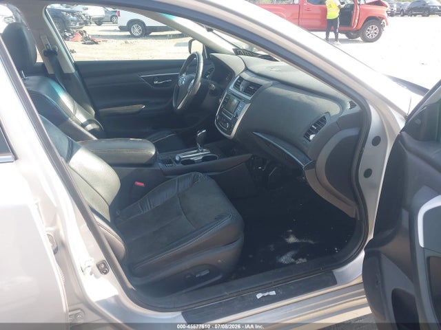 2017 Nissan Altima 2.5 Sl მანქანა იყიდება აუქციონზე, vin: 1N4AL3AP9HC196772, აუქციონის ნომერი: 45577610