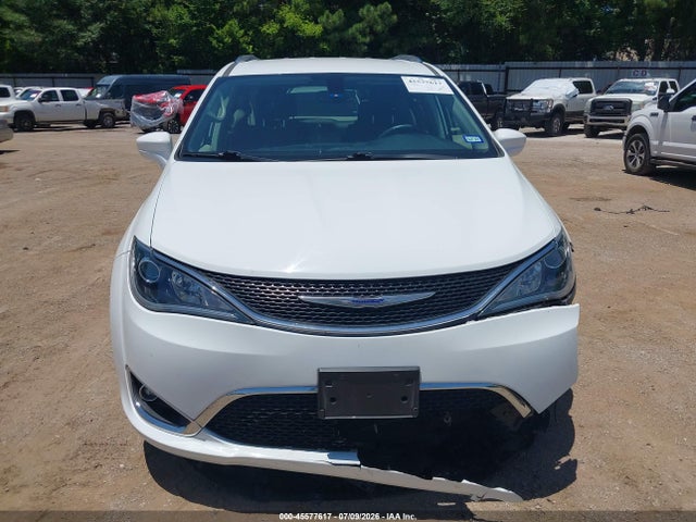 Продаж на аукціоні авто 2020 Chrysler Pacifica Touring L, vin: 2C4RC1BG6LR275266, номер лоту: 45577617
