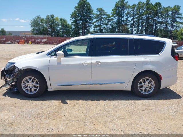 Продаж на аукціоні авто 2020 Chrysler Pacifica Touring L, vin: 2C4RC1BG6LR275266, номер лоту: 45577617