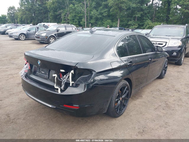 45577622 :رقم المزاد ، WBA3B5C50DF138875 vin ، 2013 Bmw 328i Xdrive مزاد بيع
