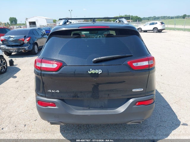 Продаж на аукціоні авто 2016 Jeep Cherokee Latitude, vin: 1C4PJMCS8GW255650, номер лоту: 45577637