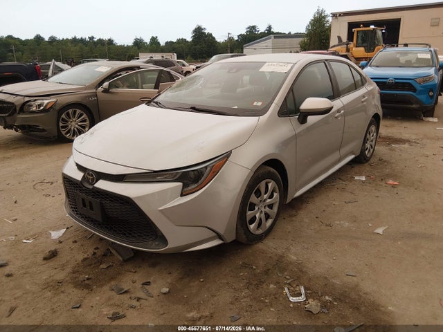 45577651 :رقم المزاد ، 5YFEPMAE6NP329382 vin ، 2022 Toyota Corolla Le مزاد بيع