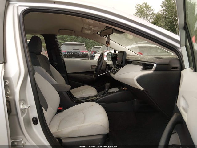 45577651 :رقم المزاد ، 5YFEPMAE6NP329382 vin ، 2022 Toyota Corolla Le مزاد بيع