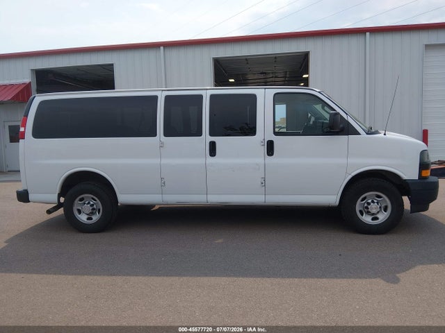 Chevrolet Express 3500 Ls 2019 1GAZGNFG3K1355349 Image 18