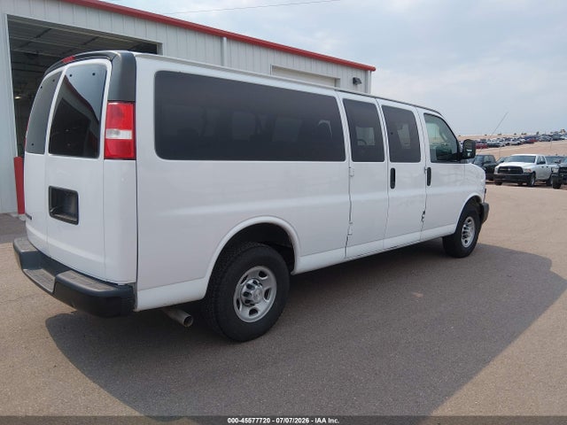 Chevrolet Express 3500 Ls 2019 1GAZGNFG3K1355349 Image 4