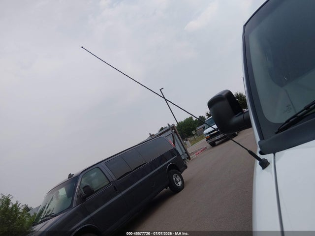 Chevrolet Express 3500 Ls 2019 1GAZGNFG3K1355349 Image 14