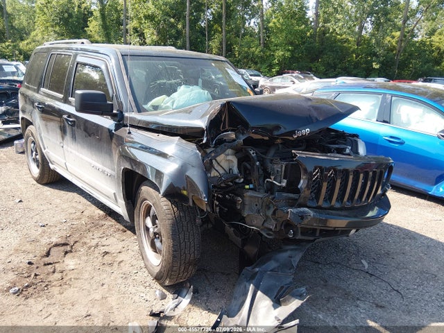 45577726 :رقم المزاد ، 1C4NJPBB5GD716700 vin ، 2016 Jeep Patriot Sport مزاد بيع