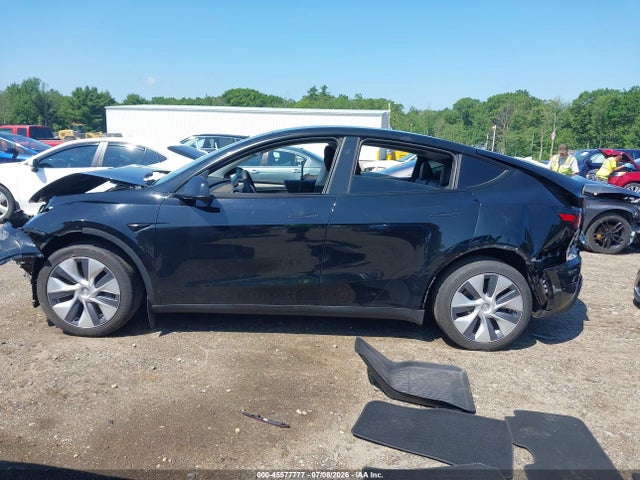 Продаж на аукціоні авто 2023 Tesla Model Y Awd/long Range Dual Motor All-wheel Drive, vin: 7SAYGDEE6PA187573, номер лоту: 45577777