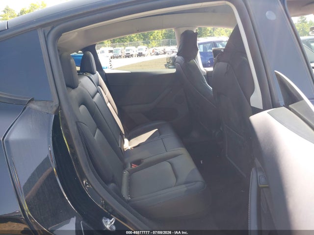 Продаж на аукціоні авто 2023 Tesla Model Y Awd/long Range Dual Motor All-wheel Drive, vin: 7SAYGDEE6PA187573, номер лоту: 45577777
