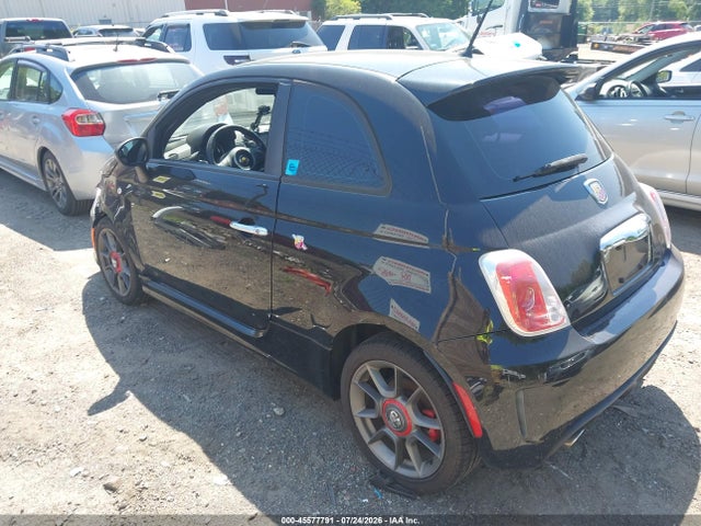 Продаж на аукціоні авто 2015 Fiat 500 Abarth, vin: 3C3CFFFH8FT590363, номер лоту: 45577791