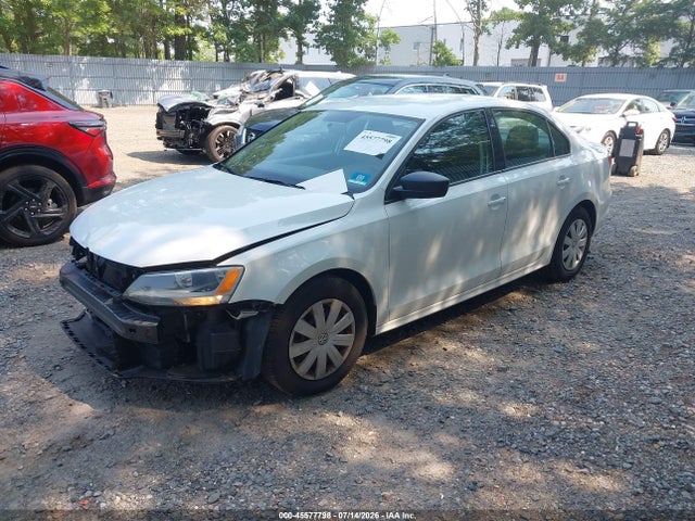 Продажа на аукционе авто 2015 Volkswagen Jetta 2.0l S, vin: 3VW2K7AJ6FM283770, номер лота: 45577798
