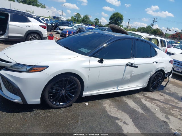 Продажа на аукционе авто 2022 Toyota Camry Xse, vin: 4T1K61AK3NU006660, номер лота: 45577838