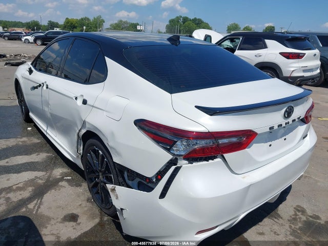 Продажа на аукционе авто 2022 Toyota Camry Xse, vin: 4T1K61AK3NU006660, номер лота: 45577838