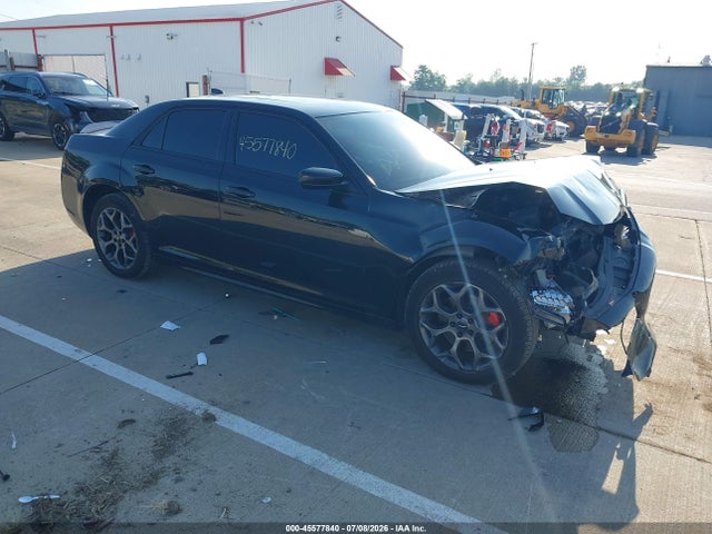 Продаж на аукціоні авто 2018 Chrysler 300 300s Awd, vin: 2C3CCAGG3JH130384, номер лоту: 45577840