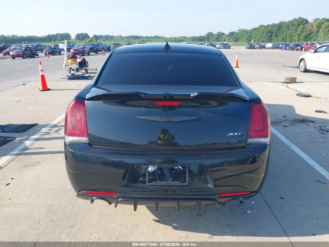 Продаж на аукціоні авто 2018 Chrysler 300 300s Awd, vin: 2C3CCAGG3JH130384, номер лоту: 45577840