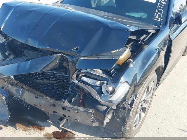 Продаж на аукціоні авто 2018 Chrysler 300 300s Awd, vin: 2C3CCAGG3JH130384, номер лоту: 45577840