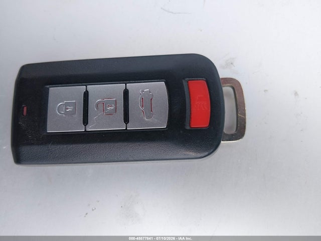 2018 Mitsubishi Outlander Se მანქანა იყიდება აუქციონზე, vin: JA4AD3A31JJ002333, აუქციონის ნომერი: 45577841