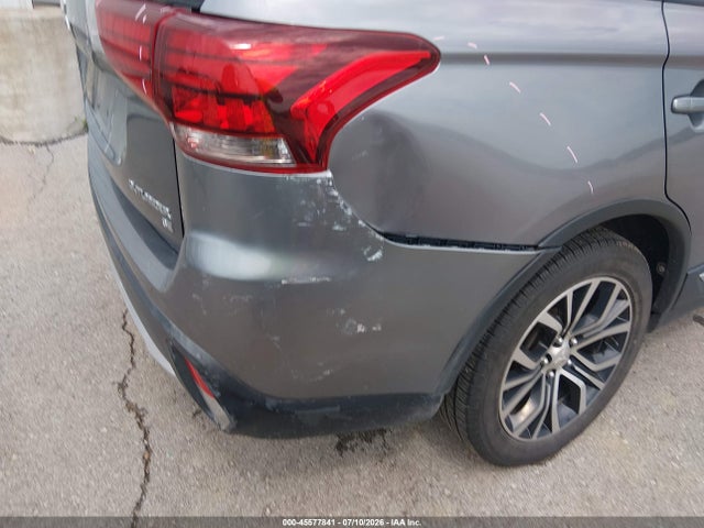 2018 Mitsubishi Outlander Se მანქანა იყიდება აუქციონზე, vin: JA4AD3A31JJ002333, აუქციონის ნომერი: 45577841