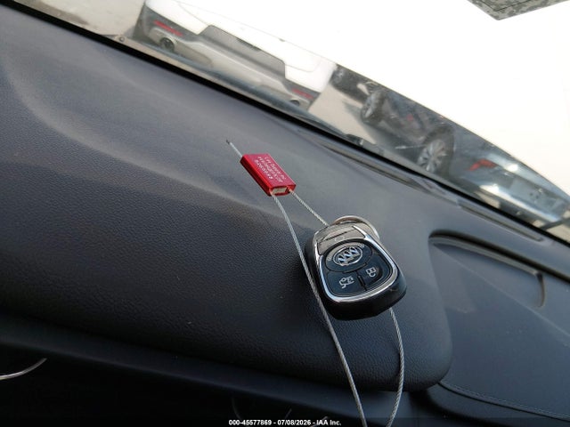 45577869 :رقم المزاد ، 1G4ZP5SS2HU203826 vin ، 2017 Buick Lacrosse Essence مزاد بيع