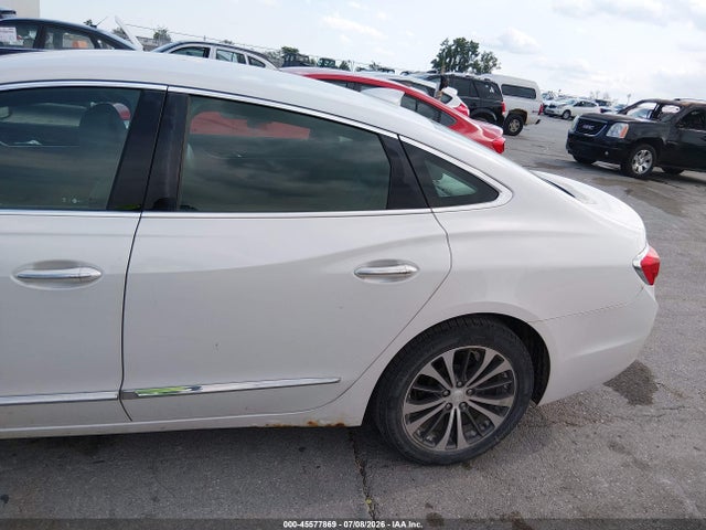 45577869 :رقم المزاد ، 1G4ZP5SS2HU203826 vin ، 2017 Buick Lacrosse Essence مزاد بيع