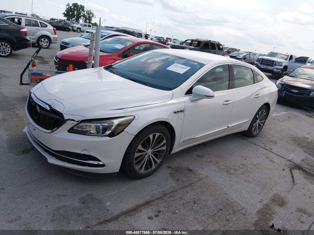 45577869 :رقم المزاد ، 1G4ZP5SS2HU203826 vin ، 2017 Buick Lacrosse Essence مزاد بيع