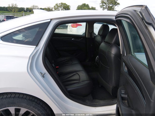45577869 :رقم المزاد ، 1G4ZP5SS2HU203826 vin ، 2017 Buick Lacrosse Essence مزاد بيع