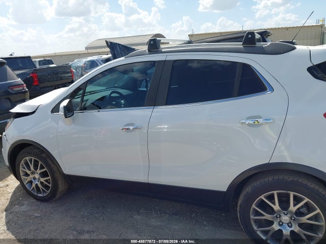 2018 Buick Encore Sport Touring მანქანა იყიდება აუქციონზე, vin: KL4CJ1SB5JB605842, აუქციონის ნომერი: 45577872