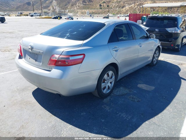45577938 :رقم المزاد ، 4T1BE46K07U677591 vin ، 2007 Toyota Camry Le مزاد بيع
