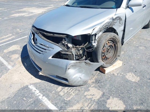 45577938 :رقم المزاد ، 4T1BE46K07U677591 vin ، 2007 Toyota Camry Le مزاد بيع