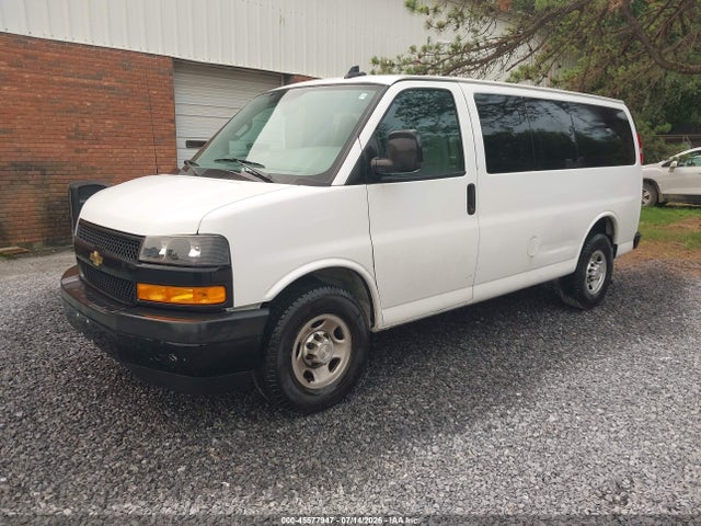 Chevrolet Express 2500 Ls 2019 1GAWGEFG4K1334562 Image 2