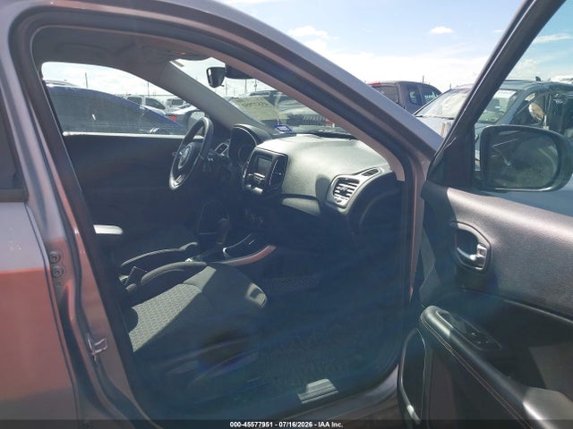 2018 Jeep Compass Sport Fwd მანქანა იყიდება აუქციონზე, vin: 3C4NJCAB3JT255167, აუქციონის ნომერი: 45577951