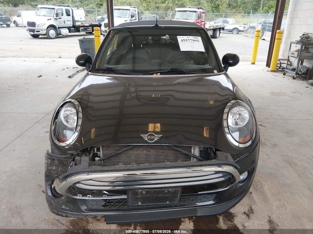 Продаж на аукціоні авто 2019 Mini Convertible Cooper, vin: WMWWG5C57K3F79578, номер лоту: 45577955