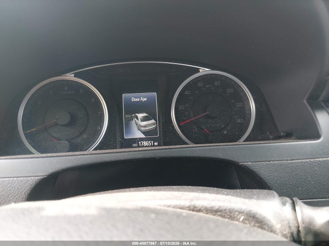2017 Toyota Camry Se მანქანა იყიდება აუქციონზე, vin: 4T1BF1FKXHU679538, აუქციონის ნომერი: 45577967