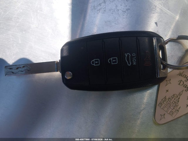 KIA Optima S 2018 5XXGT4L33JG202382 Image 11