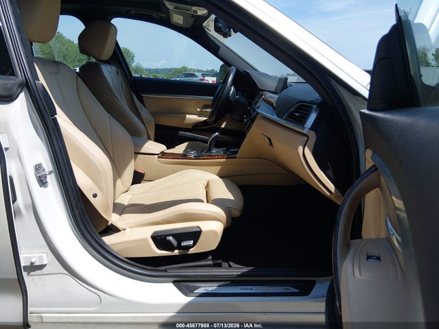 45577988 :رقم المزاد ، WBA8Z9C50HG453197 vin ، 2017 Bmw 330i Gran Turismo Xdrive مزاد بيع