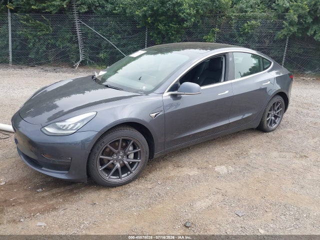 Tesla Model 3 Long Range/performance 2018 5YJ3E1EB2JF093170 Image 2