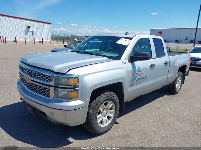 1GCVKREH0EZ210880 Chevrolet Silverado 1500 Lt