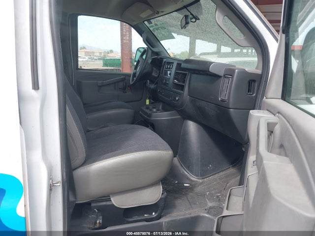 GMC Savana Cargo Rwd 2500 Regular Wheelbase Work Van 2020 1GTW7AFG1L1236932 Image 5