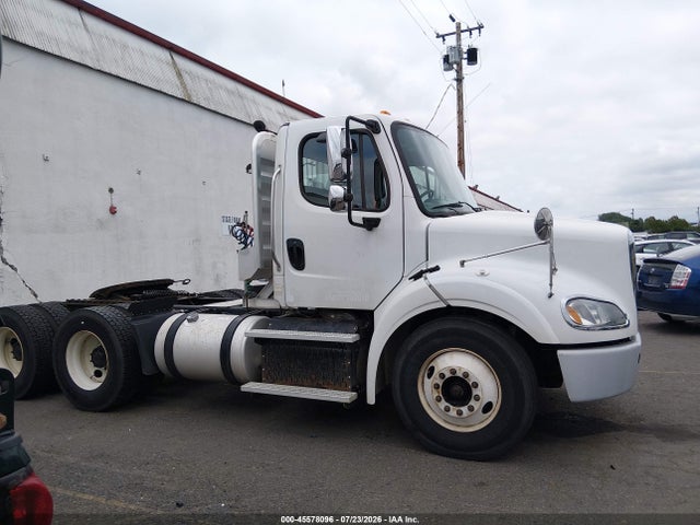 Freightliner M2 112 Medium Duty 2014 1FUJC5DV1EHFT8614 Image 13
