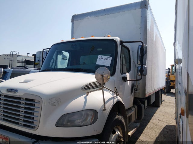 Freightliner M2 106 Medium Duty 2016 1FVACWDUXGHHD7247 Image 2