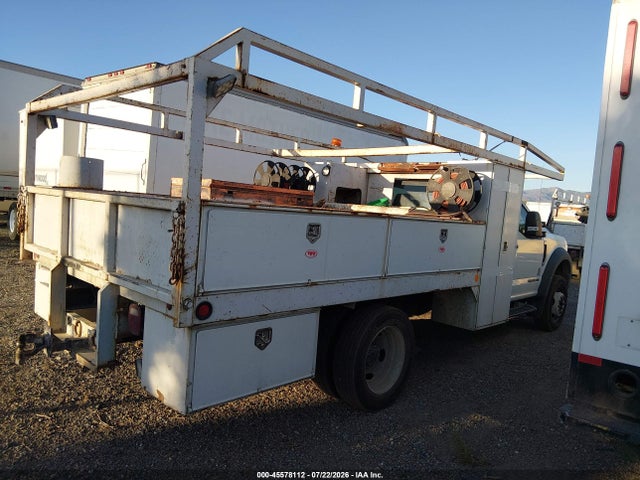 Ford F-550 Chassis Xl 2019 1FDUF5GT7KDA11677 Image 13