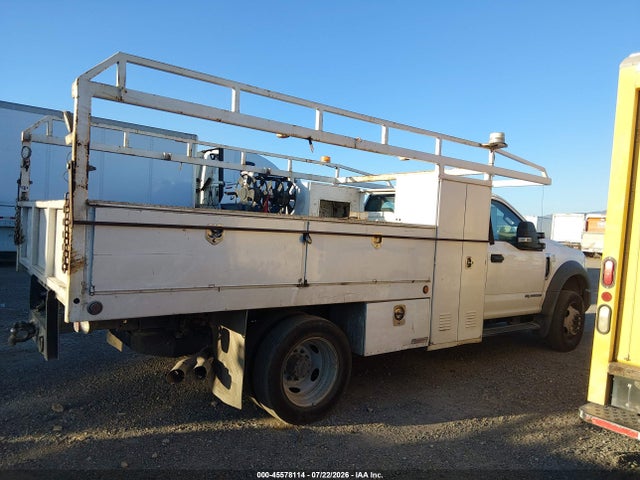 Ford F-550 Chassis Xl 2019 1FDUF5GT9KDA11678 Image 13