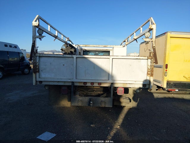 Ford F-550 Chassis Xl 2019 1FDUF5GT9KDA11678 Image 16