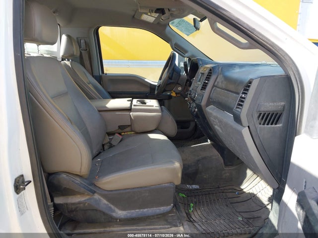 Ford F-550 Chassis Xl 2019 1FDUF5GT9KDA11678 Image 5