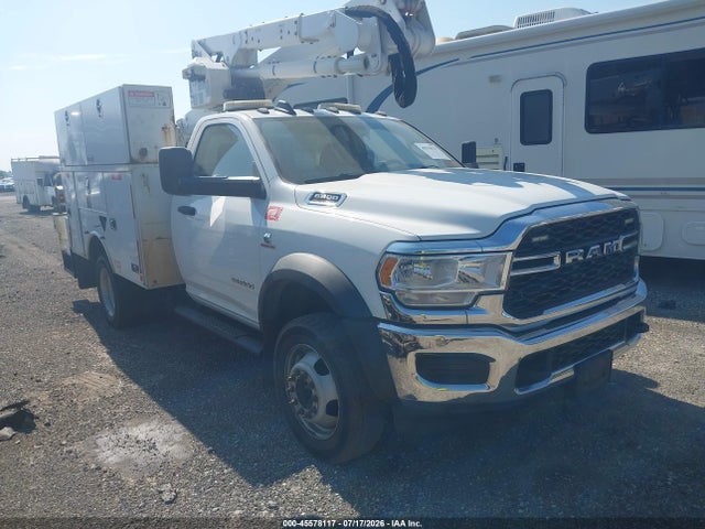 45578117 :رقم المزاد ، 3C7WRNAL3KG521253 vin ، 2019 Ram 5500 Chassis Tradesman/slt مزاد بيع