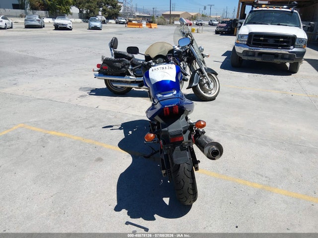45578126 :رقم المزاد ، JS1VP53AX52103127 vin ، 2005 Suzuki Sv650 مزاد بيع