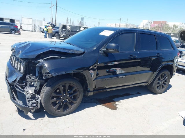 1C4RJEAG4MC739406 Jeep Grand Cherokee Laredo X 4x2