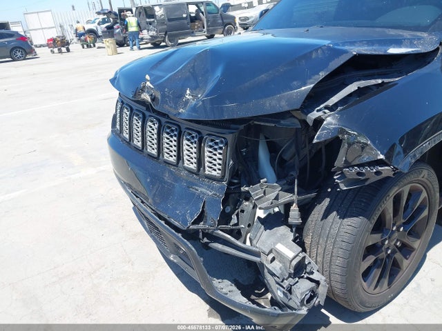1C4RJEAG4MC739406 Jeep Grand Cherokee Laredo X 4x2
