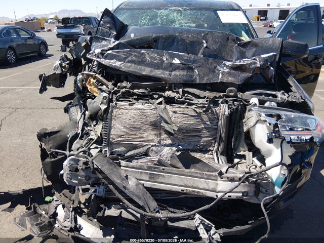 Chevrolet Traverse Ls 2019 1GNERFKW2KJ150681 Image 10