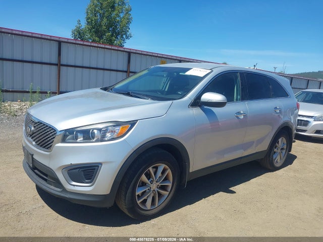 KIA Sorento 2.4l L 2016 5XYPG4A31GG002404 Image 2